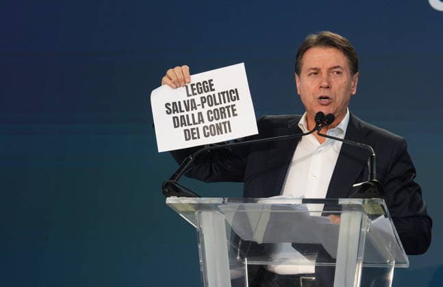 Italien, Giuseppe Conte bei Fünf-Sterne-Bewegung Veranstaltung in Mailand