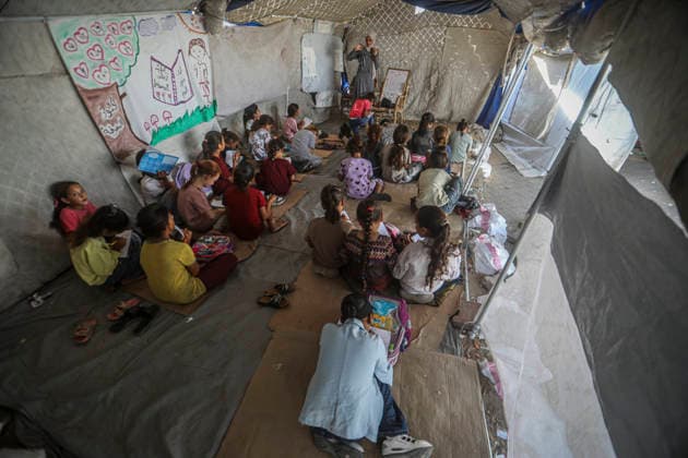 Nahostkonflikt, Gaza, Schulunterricht in Zelten in Gaza-Stadt