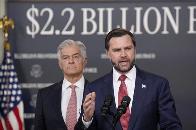 USA, JD Vance und Mehmet Oz Pressekonferenz in Washington