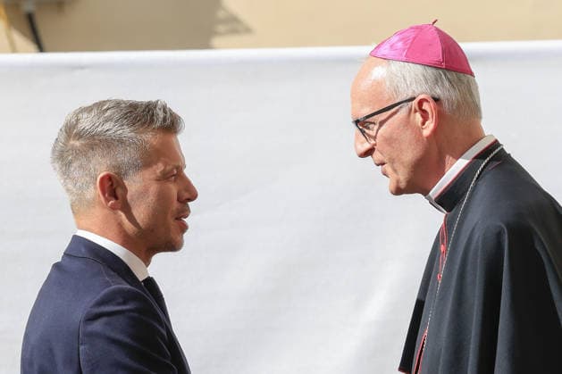 Vatikan, Peter Magyar zu Besuch