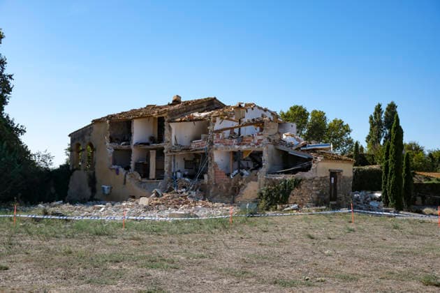 Spanien, Ruinen nach Gasexplosion in Landhotel in Peralada
