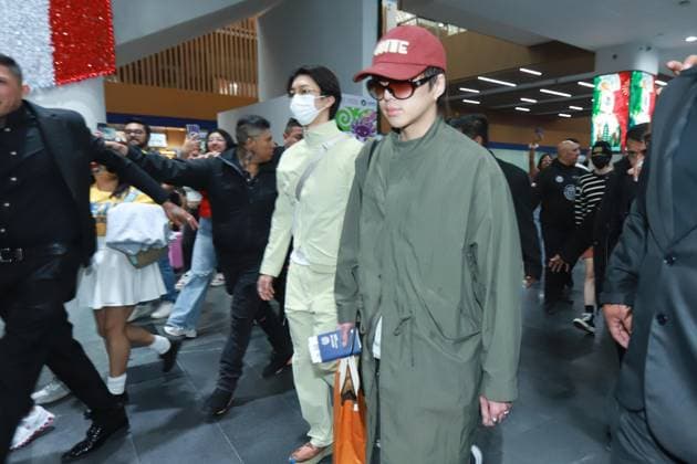 Celebrity, K-Pop Band Winners bei Ankunft Mexiko City