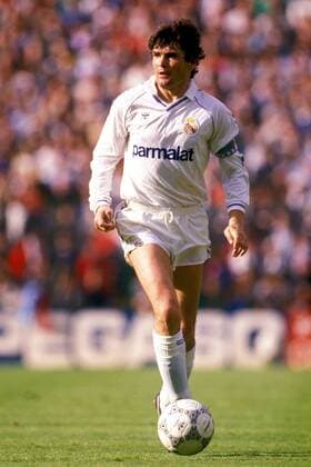 Jose Antonio Camacho (Real) am Ball Fußball Herren Primera Division 1988 1989, 1. Spanische Liga, Real Madrid Einzelbild Madrid Dynamik,