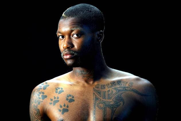 Djibril Cisse (Frankreich Olympique Marseille) - Fotoshooting - (pan20376) Fußball Herren 1. Französische Liga, Nationalteam, Nationalmannschaft, Frankreich, Fotoshooting 2007 Einzelbild o0 Ligue 1 2006 2007 OM Marseille o0 Fotostudio, Studioaufnahme Sinnlichkeit Fußball Herren 1. Französische Liga, Nationalteam, Nationalmannschaft, Frankreich, Fotoshooting 2007 Einzelbild o0 Ligue 1 2006 2007 OM Marseille o0 Fotostudio, Studioaufnahme Sinnlichkeit