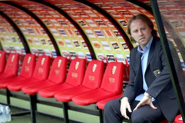 Trainer Jean Guy Wallemme - RC Lens ( ) - 25.04.2010 - Ligue 1 - LedoyenBenoitxPanoramiC 