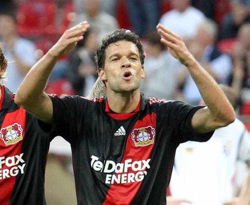 19.08.2010, Leverkusen - Europa League Qualifikation 2010 2011 - Bayer 04 Leverkusen vs Tavriya Simferopol 3:0 --- Tor zum 3:0 für Bayer Leverkusen durch Michael Ballack o0 Jubel Freude