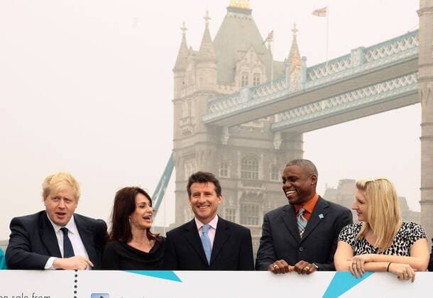 L-R - London Mayor Boris Johnson, LOCOG president Sebastian Coe (both GBR), Nadia Comaneci (Romania), Carl Lewis (USA), Rebecca Adlington (GBR) pose at a photocall to launch the London 2012 Olympics tickets going on sale today at City Hall, London -  LON2011031513 o0 Verkauf Ticket Karten Eintrittskarten