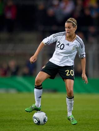 Lena GOESSLING (GER) Fussball Frauen Länderspiel: Deutschland - Schweden in Hamburg, St.Pauli Stadion am Millerntor, Deutschland am 26.10.2011,