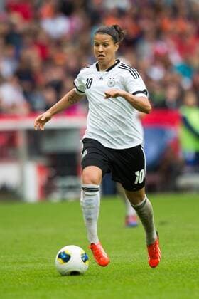 Dzsenifer MAROZSAN, GER. Frauenfussball, Länderspiel in Freundschaft, Deutschland - Japan, GER - JPN, 4:2, am 29.06.2013 in München (München) A L L I A N Z A R E N A Deutschland.