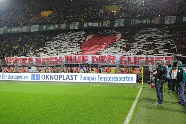 23.11.2013, Fussball 1.Bundesliga 2013 2014, 13.Spieltag, FC Bayern München, im Signal-Iduna-Park Stadion Dortmund, Fanchoreografie der Bayernfans.