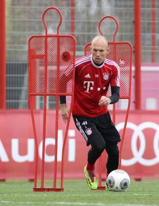 19.03.2014,FC Bayern Training, Saebenerstrasse,Muenchen, Fussball,Sport,im Arjen Robben EP_prz