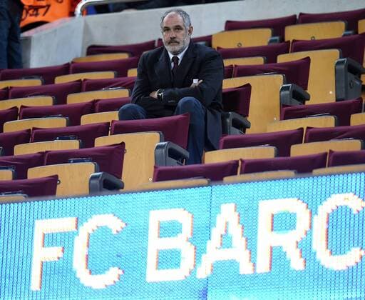 FUSSBALL CHAMPIONS LEAGUE SAISON 2014 2015 Vorrunde FC Barcelona Barca - Paris St. Germain 10.12.2014 Sportdirektor Andoni Zubizarreta (Barca) auf der VIP Tribuene im Nou Camp Stadion 