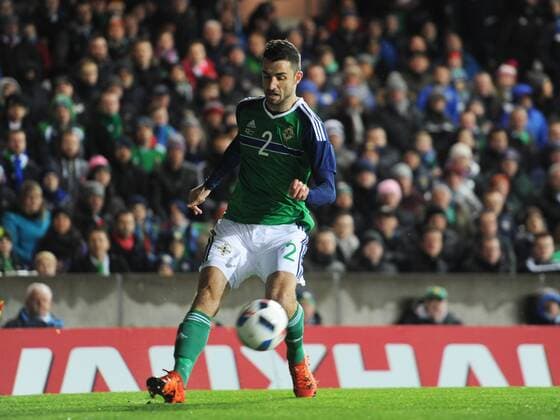 International Friendly Länderspiel Northern Ireland vs Latvia International Friendly Northern Ireland vs Latvia Belfast 13 th November 2015 Conor McLaughlin attacks for Northern Ireland