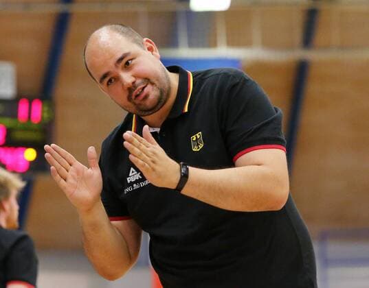 Ludwigsburg Basketball U16 Länderspiel Deutschland vs. Frankreich, Trainer Alan Ibrahimagic (GER)