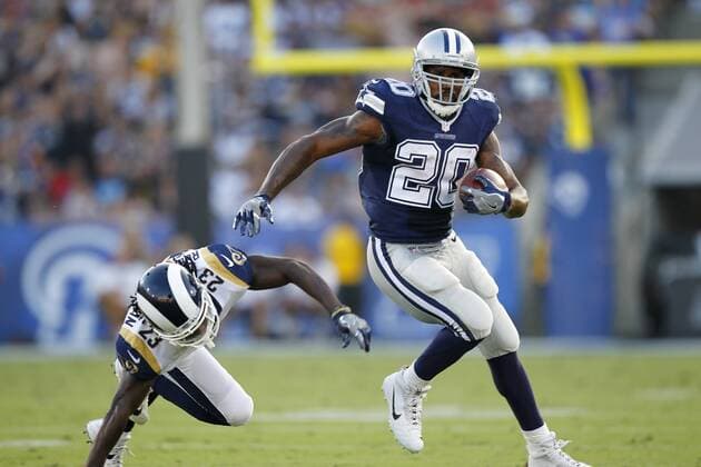August 12, 2017 - Los Angeles, CA, USA - LOS ANGELES, CA - AUGUST 12, 2017 - Dallas Cowbows Darren McFadden runs by Los Angeles Rams Nickell Robey-Coleman at the Los Angeles Memorial Coliseum. NFL American Football Herren USA Preseason 2017: Rams 13:10 Cowboys - ZUMAs44_ 20170812_zaf_s44_023 Copyright: xK.C.xAlfredx