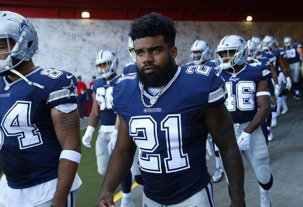 August 12, 2017 - Los Angeles, CA, USA - LOS ANGELES, CA - AUGUST 12, 2017 - Dallas Cowboys Ezekiel Elliott takes the field before a game against the Los Angeles Rams at the Los Angeles Memorial Coliseum. Elliott was recently suspended for six games. NFL American Football Herren USA Preseason 2017: Rams 13:10 Cowboys - ZUMAs44_ 20170812_zaf_s44_026 Copyright: xK.C.xAlfredx