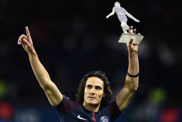 Themen der Woche - SPORT Bilder des Tages - SPORT Edinson Cavani ( PSG ) FOOTBALL : Paris Saint Germain vs Montpellier Herault - Ligue 1 - Paris - 27 01 2018 FedericoPestellini Panoramic 