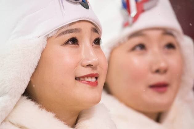 PyeongChang 2018 - Highlights der Olympischen Spiele February 11, 2018 - Pyeongchang, South Korea - Awards ceremony participants wait for the venue ceremony at the Womens Moguls finals Sunday, February 11, 2018 at Phoenix Snow Park at the Pyeongchang Winter Olympic Games Olympische Spiele Olympia OS , ZUMA Press The Gazette PyeongChang 18: Freestyle Skiing Women - ZUMAr157 20180211_zap_r157_010 Copyright: xMarkxReisx