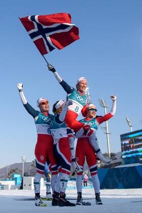 PyeongChang 2018 - Highlights der Olympischen Spiele 180225 Marit Björgen of Norway celebrates after the Women s Cross Country 30km Mass Start Classic during day sixteen of the 2018 Winter Olympics on February 25, 2018 in Pyeongchang. Photo: Carl Sandin BILDBYRN kod CS 57999_323 Copyright: CARLxSANDIN BB180225CS038