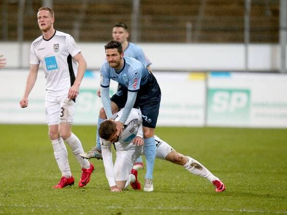 Themen der Woche - SPORT Bilder des Tages - SPORT David Braig (SSV Ulm 1846) Edwin Schwarz ( SV Stuttgarter Kickers ), SV Stuttgarter Kickers vs SSV Ulm 1846 Fussball, GER, Regionalliga Suedwest, 2017 2018, 28.03.2018, Stuttgart Copyright: xLangerx xEibner-Pressefotox EP_HLR