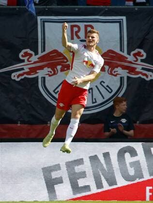 Themen der Woche - SPORT Bilder des Tages - SPORT GER, 1. FBL, RasenBallsport Leipzig vs VFL Wolfsburg 05.05.2018 , Leipzig, Red Bull Arena, GER, 1.FBL, Saison 2017 2018, 33. Spieltag, RasenBallsport Leipzig vs VFL Wolfsburg im Bild Torjubel Timo Werner (Leipzig) nach dem Tor zum 2:0