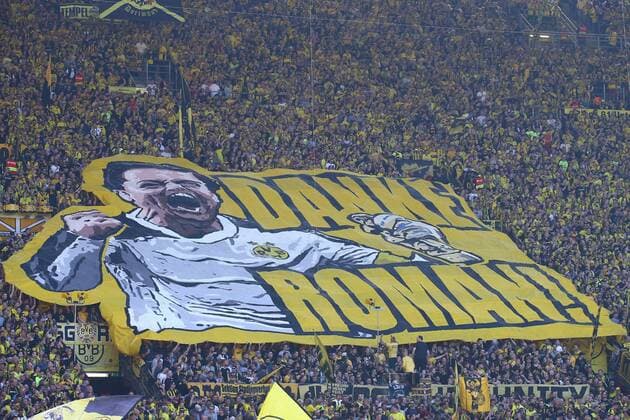 Themen der Woche - SPORT Bilder des Tages - SPORT 05.05.2018, xkvx, Fussball 1. Bundesliga, Borussia Dortmund - FSV Mainz 05, emspor, v.l. Choreografie Choreo Abschied Danke Roman Weidenfeller (BVB Borussia Dortmund) Dortmund