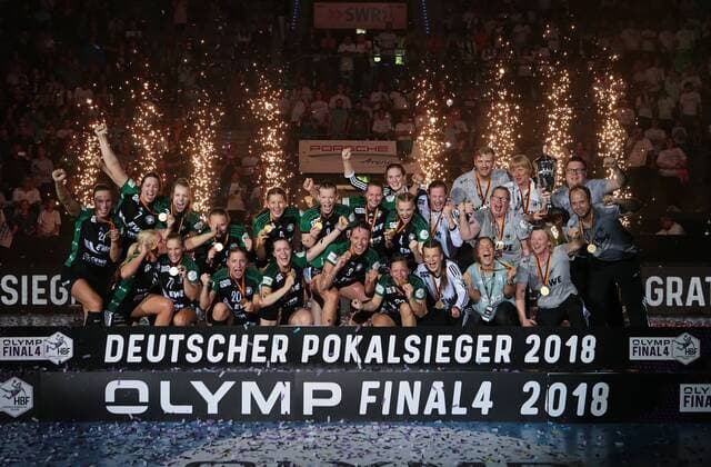 Themen der Woche - SPORT KW20 Bilder des Tages - SPORT 20.05.2018, Deutschland, Stuttgart, Handball OLYMP Final4 Saison 2017 2018 Finale, VfL Oldenburg vs. SG BBM Bietigheim: VfL Oldenburg (Pokalsieger 2018)