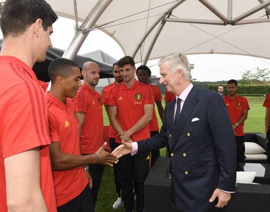 King Philippe - Filip of Belgium pictured during a visit of the King to a training session of the Belgian national soccer team Red Devils, Saturday 09 June 2018, in Tubize. The Red Devils started their preparations for the upcoming FIFA World Cup WM Weltmeisterschaft Fussball 2018 in Russia. POOLxPHILIPPExCROCHET  x05361509x