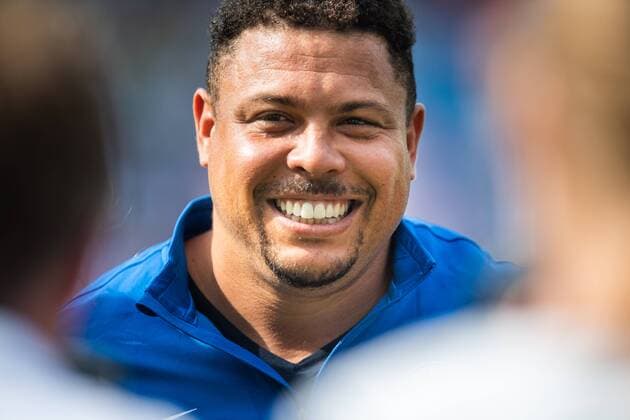 Themen der Woche - SPORT KW23 Bilder des Tages - SPORT 180609 Ronaldo, head coach of Brazil, before the Omkampen match between Norway 1998 and Brazil 1998 on June 9, 2018 in Oslo. Photo: Jon Olav Nesvold BILDBYRAN kod JE 160271 Copyright: JONxOLAVxNESVOLD BB180609JE003