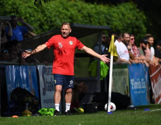 Fussball, Herren, Saison 2018 2019, Landesliga Berlin (2. Abteilung, 1. Spieltag), FC Spandau 06 - Berlin United, Trainer Thomas Häßler (Berlin United), 19.08. 2018, Copyright: xMatthiasxKochx