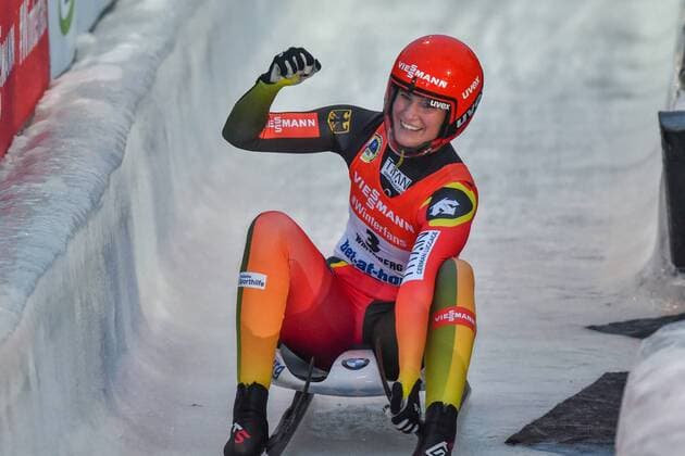 Sport Themen der Woche KW04 Sport Bilder des Tages 48. FIL World Championships 2019 Winterberg GER, 25.01. - 27.01.2019, RUN 1 WCH SINGLES 26.01.2019, Veltins-EisArena Winterberg, Winterberg, 48. FIL World Championships 2019 Winterberg GER, 25.01. - 27.01.2019, RUN 1 WCH SINGLES , im Bild Natalie Geisenberger jubelt nach ihrem WM-Sieg