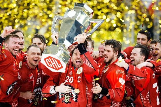 Sport Themen der Woche KW06 Sport Bilder des Tages 190205 Joel Lundqvist of Frölunda celebrates with team mates after the CHL final between Frölunda and Red Bull München on February 5, 2019 in Gothenburg. Photo: Michael Erichsen BILDBYRN Cop 89 Copyright: MICHAELxERICHSEN BB190205MI067