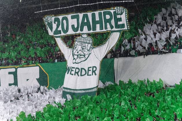 Sport Themen der Woche KW06 Sport Bilder des Tages GER, 1.FBL, Werder Bremen vs FC Augsburg 10.02.2019, Weser Stadion, Bremen, GER, 1.FBL, Werder Bremen vs FC Augsburg, DFL REGULATIONS PROHIBIT ANY USE OF PHOTOGRAPHS AS IMAGE SEQUENCES AND OR QUASI-VIDEO. im Bild 120 >Jshre werder ostkurve