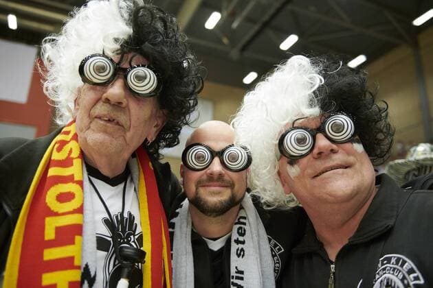 Sport Themen der Woche KW09 Sport Bilder des Tages Odense: EHF Cup herrehaandbold: GOG - THW Kiel. Arena Fyn i Odense, den 3. Marts 2019 kampen ender 22-26. Kiels fans. Foto: Robert Wengler , Odense Denmark Copyright: ©RobertxWengler RobertxWenglerx COP107 spdk20190303-173048-L