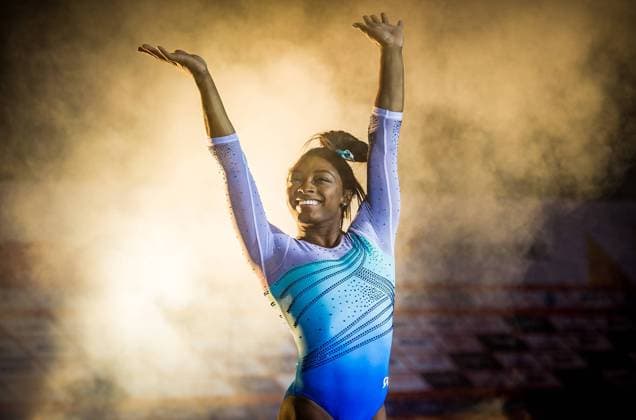 Sport Themen der Woche KW11 EnBW DTB Pokal 2019 Simone Biles (USA) beim EnBW DTB Pokal 2019. Stuttgart. 17.03.19 Turnen EnBW DTB Pokal 2019 , Porsche Arena Baden Wuerttemberg Deutschland Stuttgart