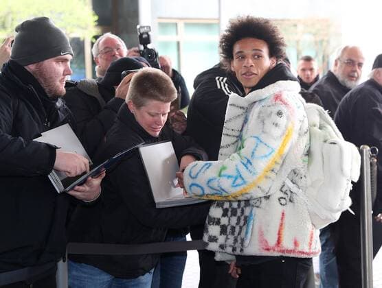 Sport Themen der Woche KW12 Sport Bilder des Tages Deuschland - Serbien, Vorberichte Wolfsburg, 18.03.2019, Länderspiel Deutschland - Serbien, Ankunft Nationalmannschaft im Hotel Ritz Wolfsburg, Leroy Sane Wolfsburg