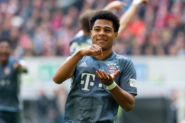 Sport Themen der Woche Sport Bilder des Tages Duesseldorf, Germany 14.04.2019, 1. Bundesliga, 29. Spieltag, Fortuna Dusseldorf - FC Bayern Muenchen, Serge Gnabry (FCB) Torjubel, jubelt nach seinem treffer zum 0:3, celebrates after scoring his team s third goal ( DeFodi001