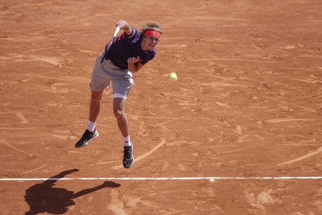 Sport Themen der Woche KW16 Sport Bilder des Tages Deutscher Tennisspieler und dritter der Weltrangliste Alexander Zverev besiegt den 18jährigen Kanadier Felix Auger-Aliassime in zwei Sätzen 6-1 6-4, Rolex Monte-Carlo Masters, Tennisturnier der ATP Tennis Herren Masters 1000 Tour, Fürstentum Monaco