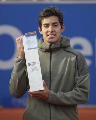 Sport Themen der Woche KW18 Sport Bilder des Tages Sieger Cristian Garin, Siegerehrung, Praesentation Tennis - BMW Open 2019 - ATP Tennis Herren - MTTC Iphitos - Munich - - Germany - 5 May 2019. Copyright: xJuergenxHasenkopfx