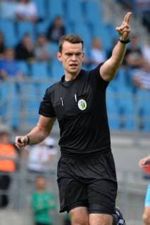 Richard Hempel (Schiedsrichter) oefters im Mittelpunkt, Chemnitzer FC vs. FSV Zwickau, Fussball, Sachsenpokal, 25.05.2019 DFL REGULATIONS PROHIBIT ANY USE OF PHOTOGRAPHS AS IMAGE SEQUENCES AND OR QUASI-VIDEO Chemnitzer FC vs. FSV Zwickau, Fussball, Sachsenpokal, 25.05.2019 Chemnitz Copyright: xBertxHarzer xEibner-Pressefotox EP_bhr