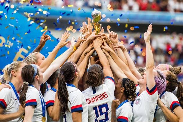 Sport Themen der Woche KW27 Sport Bilder des Tages 190707 Players of USA celebrates winning the FIFA Women s World Cup final between USA and Netherlands on July 7, 2019 in Lyon. Photo: Petter Arvidson Bildbyran Kod PA 92316 bbeng fotboll football fotball soccer dam women kvinner frankrike france vm vm 2019 verdensmesterskap världsmästerskap fifa women s world cup 2019 world cup USA netherlands nederländerna final vm-final celebration jubel Copyright: PETTERxARVIDSON BB190707PA166