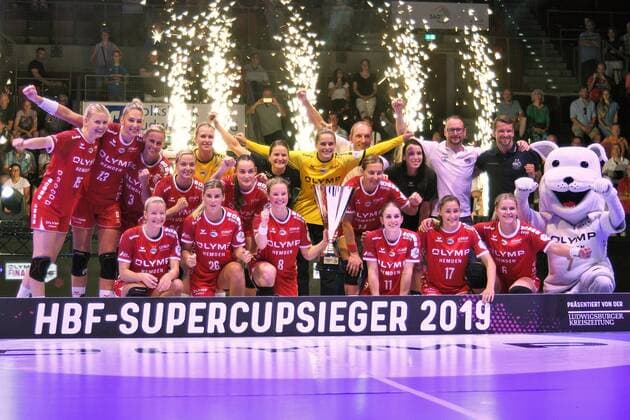 Bilder des Jahres 2019, Sport 08 August Sport Bilder des Tages die SG BBM Bietigheim holt sich den Super-Cup der Frauen in der Saison 2019 2020 DHB, Handbal, Frauen, HBF , Super-Cup , Ludwigsburg, 31.08.2019, Foto:TBaur Eibner SG BBM Bietigheim vs. Thueringer HC Ludwigsburg Copyright: xEIBNER TobiasxBaurx EP_TBR