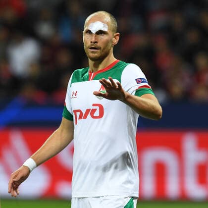 Bilder des Jahres 2019, Sport 09 September Sport Themen der Woche KW38 Fussball, UEFA Champions League, Saison 2019 2020, Gruppe D, Spiel 1, Bayer 04 Leverkusen vs FC Lokomotive Moskau, 18.09.2019, Bayarena Leverkusen Benedikt Höwedes , fc Lokomotive Moskau Aktion, Einzelbild,