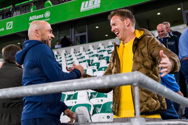23.09.2019, xkvx, Fussball 1.Bundesliga, VfL Wolfsburg - TSG 1899 Hoffenheim emspor, v.l. Trainer Alfred Schreuder (TSG 1899 Hoffenheim), Trainer Julian Nagelsmann (RB Leipzig) (DFL DFB REGULATIONS PROHIBIT ANY USE OF PHOTOGRAPHS as IMAGE SEQUENCES and or QUASI-VIDEO) Wolfsburg