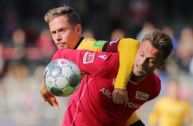 Bilder des Jahres 2019, Sport 10 Oktober Sport Themen der Woche KW41 Sport Bilder des Tages Marcus Ingvartsen, Jannik Müller Aktion Spielszene Zweikampf Fußball Fussball Testspiel DFL Bundesliga Herren Saison 2019 2020 10.10.2019 1.FC Union Berlin FCU vs. SG Dynamo Dresden SGD DFL regulations prohibit any use of photographs as image sequences and or quasi-video.
