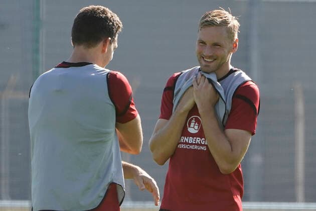 14.10.2019 - Fussball - 2. Fussball-Bundesliga - Saison 2019 2020 - 1. FC Nürnberg Nuernberg FCN Club - Training - - Soccer 2 Soccer Bundesliga Season 2019 2020 1 FC Nuremberg Nuremberg FCN Club, Deutschland, Nuernberg, Sportpark Valznerweiher - Hanno Behrens 18 DFL REGULATIONS PROHIBIT ANY USE OF PHOTOGRAPHS AS IMAGE SEQUENCES AND OR QUASI-VIDEO. Copyright: HMBxMedia BorisxSchumacher