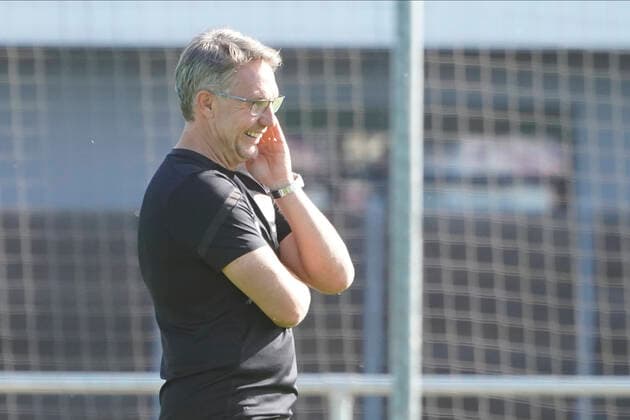 14.10.2019 - Fussball - 2. Fussball-Bundesliga - Saison 2019 2020 - 1. FC Nürnberg Nuernberg FCN Club - Training - - Soccer 2 Soccer Bundesliga Season 2019 2020 1 FC Nuremberg Nuremberg FCN Club, Deutschland, Nuernberg, Sportpark Valznerweiher - Damir Canadi, Trainer DFL REGULATIONS PROHIBIT ANY USE OF PHOTOGRAPHS AS IMAGE SEQUENCES AND OR QUASI-VIDEO. Copyright: HMBxMedia BorisxSchumacher