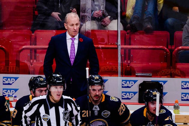 191108 Head Coach Ralph Krueger of Buffalo Sabres during the NHL, Eishockey Herren, USA regular season Ice hockey, Eishockey game between Buffalo Sabres and Tampa Bay Lightning on November 8, 2019 in Stockholm. Photo: Jonas Ljungdahl BILDBYRAN Kod JO Cop 144 Ishockey Icehockey NHL NHL 2019 2020 National hockey league Buffalo Sabres Tampa Bay Lightning Global series bbeng Copyright: JONASxLJUNGDAHL BB191108JO069
