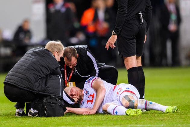 Bilder des Jahres 2019, Sport 11 November Sport Bilder des Tages 191118 Klaemint Olsen of Faroe Islands in pain during the UEFA EURO, EM, Europameisterschaft,Fussball Qualifier, EM, Europameisterschaft football match between Sweden and Faroe Islands on November 18, 2019 in Stockholm. Photo: Maxim Thore BILDBYRAN BBENG football soccer fotboll fotball UEFA Euro Qualifier landskamp EM- kval em-kvalifisering em-kvalik Sverige Sverige A Sweden Färöarna Faroe Islands skada Copyright: MAXIMxTHORE BB191118BB535
