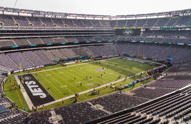 Innenraum des MetLife Stadium - 08.12.2019: New York Jets vs. Miami Dolphins, MetLife Stadium New York